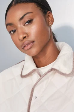 Dash and Stars Chaqueta acolchada rombos beige Best