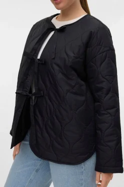 Vero Moda Curve Chaqueta acolchada talla grande Negro Best