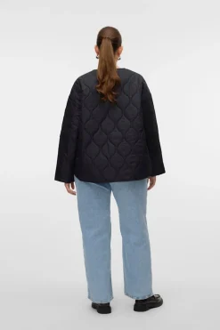 Vero Moda Curve Chaqueta acolchada talla grande Negro Best