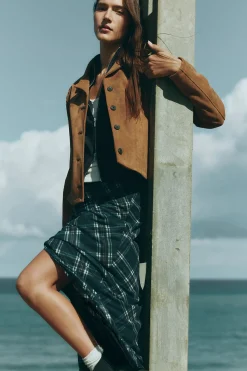 Springfield Chaqueta antelina corta botones nude New