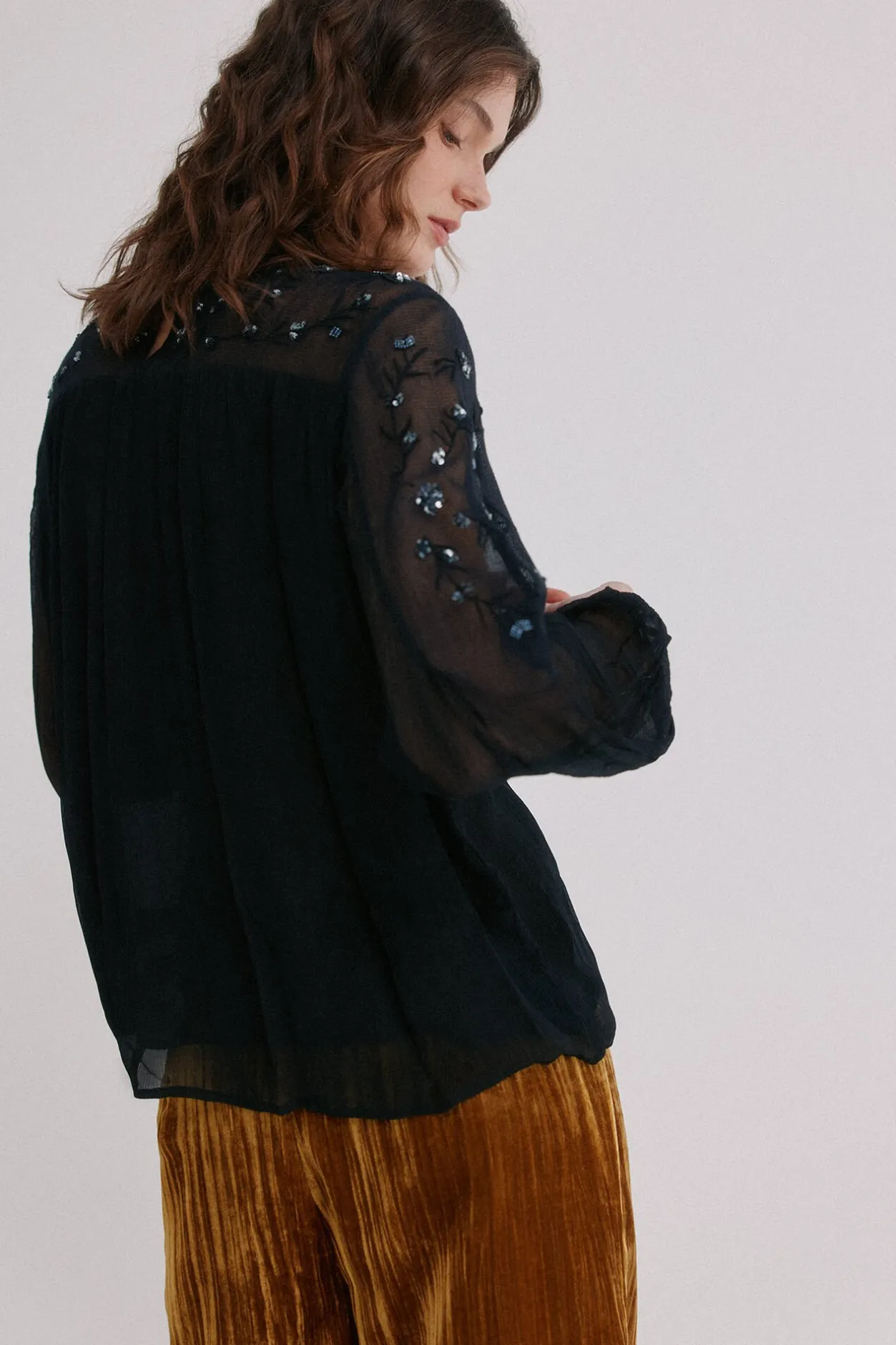 Hoss Intropia Claire. Blusa bordada Azul marino Sale