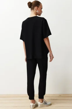 Trendyol Conjunto pantalones y camiseta liso negro Sale