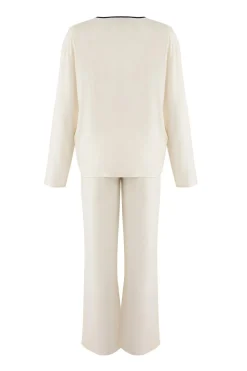 Trendyol Conjunto pijama camisero viscosa ribetes y lazo marfil