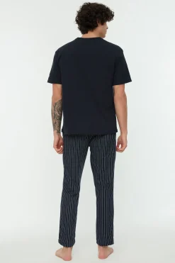 Trendyol Conjunto pijama largo rayas azul New