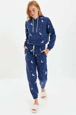 Trendyol Conjunto pijama polar capucha galaxia azul New