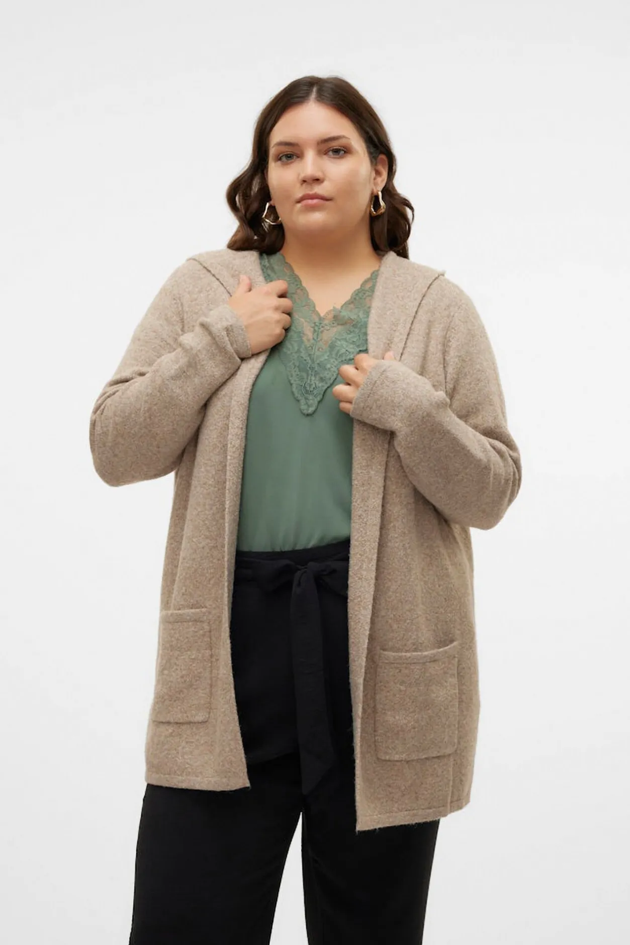 Vero Moda Curve Cárdigan con capucha talla grande Marrón Sale
