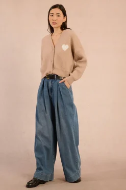 Molly Bracken Cárdigan de manga larga detalle corazón Beige Clearance