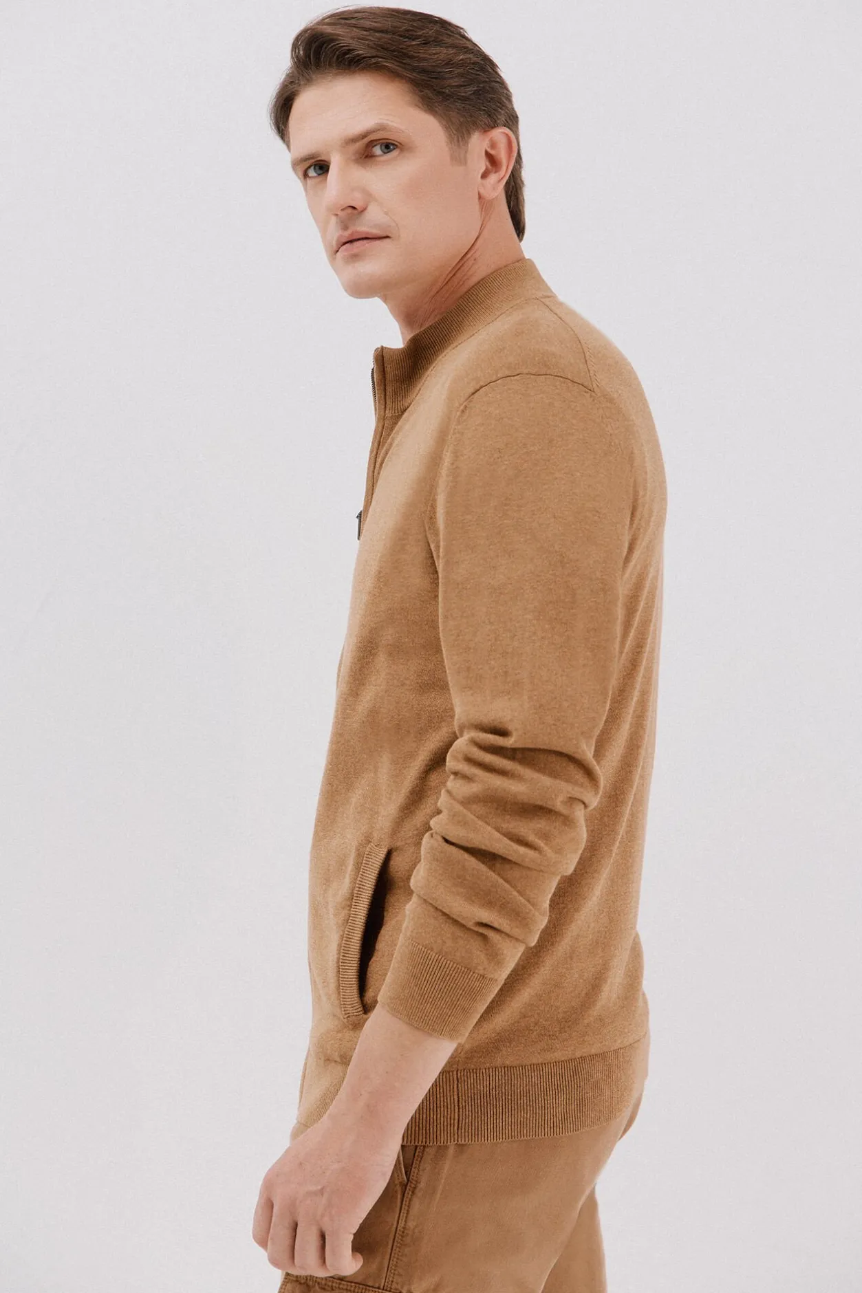 Cortefiel Cárdigan punto fino algodón cremallera Beige