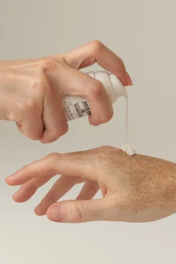 Salad Code Crema de manos blanco New