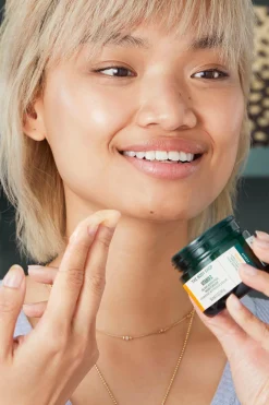 The Body Shop Crema Hidratante Iluminadora Vitamina C 50ml Multicolor Outlet