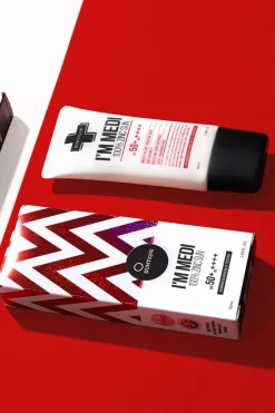 Suntique Crema protector solar I'm Medi 100% Zinc estampado Best