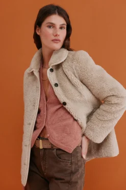 Hoss Intropia Denise. Abrigo efecto pelo Marfil New