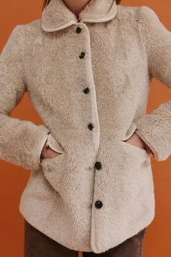 Hoss Intropia Denise. Abrigo efecto pelo Marfil New