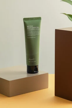 Benton Espuma limpiadora de té profundo Verde Sale