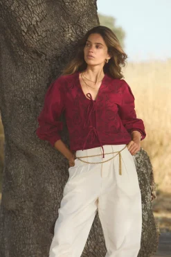 Hoss Intropia Eva. Chaqueta bordada Vino Discount