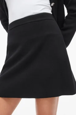 Vila Falda corta de punto con viscosa Negro Outlet