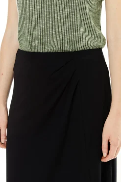 System Action Falda larga evasé negro New