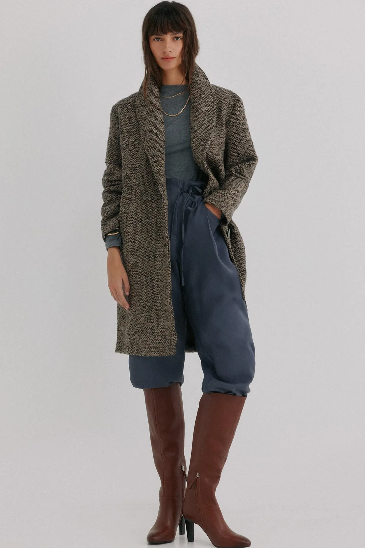 Hoss Intropia Fátima. Abrigo con solapa Marfil Best