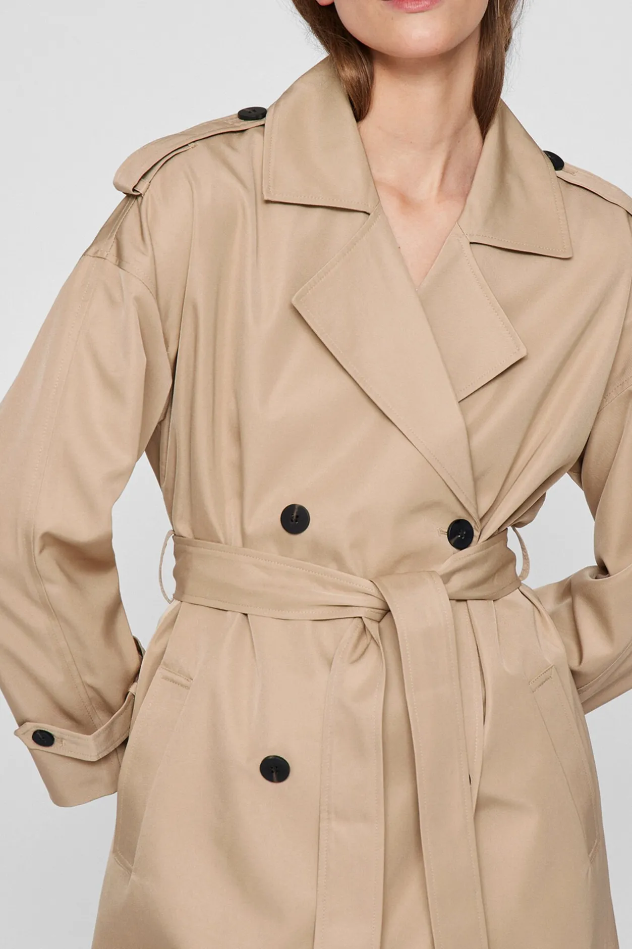 Vila Gabardina larga anudada Beige Discount