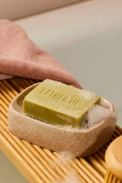 The Body Shop Jabón Oliva Multicolor New