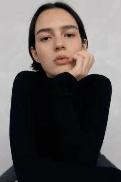 Pedro del Hierro Jersey cuello cisne básico ochitos Negro Online