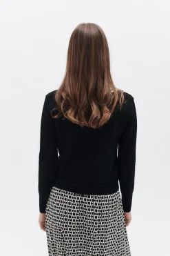 Caroll Jersey detalle cuello Negro Best