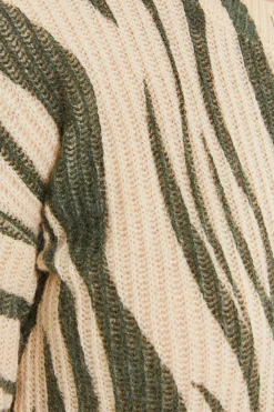 System Action Jersey estampado efecto animal print verde Sale