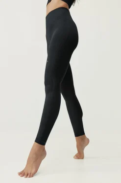 Born Living Yoga Legging deportivo Yami negro Sale