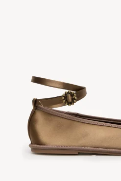 Hoss Intropia Maira. Venecianas de satén Kaki Clearance