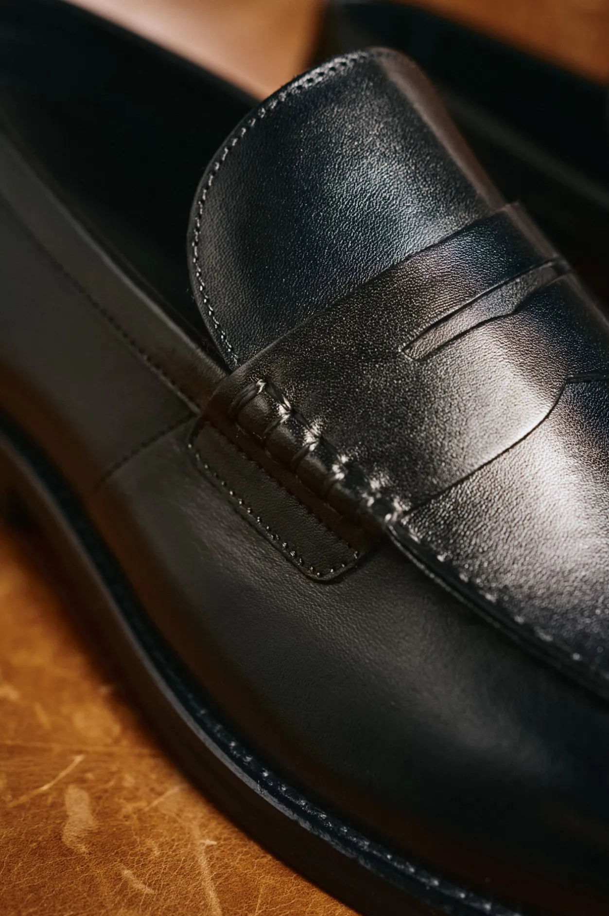 OOTO Mocasín piel Negro Hot