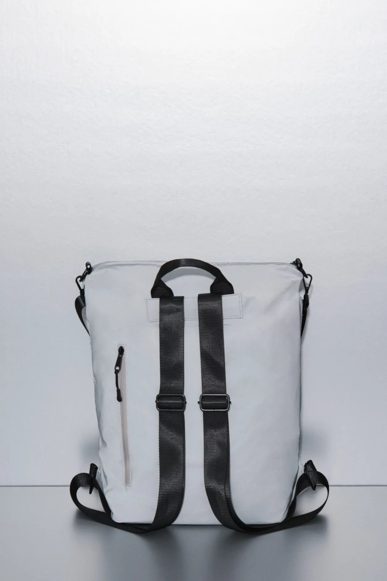 Dash and Stars Mochila multiposición nylon efecto metalizado gris Hot