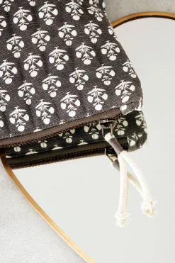 Meraki Neceser M Blanco roto y gris estampado