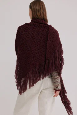 Hoss Intropia Nieves. Chal calado de flecos Granate Sale