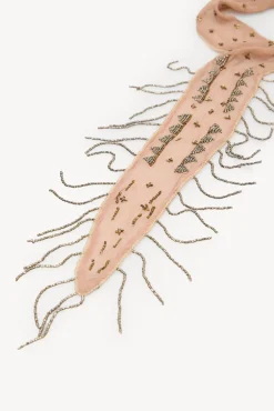 Hoss Intropia Noelia. Fular corbatero bordado Rosa