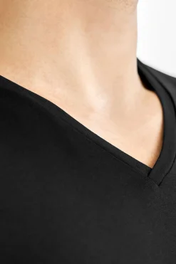 Bread & Boxers Pack 2 camisetas elásticas cuello pico negro Clearance