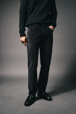 OOTO Pantalón 5 bolsillos slim fit pana Negro Hot