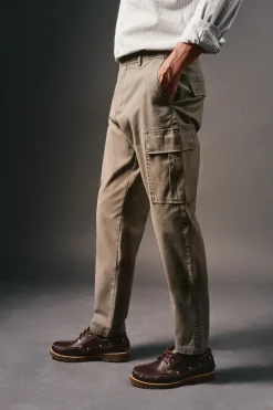 OOTO Pantalón cargo slim fit Kaki Clearance