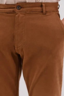 Cortefiel Pantalón chino lavado Marr&oacute;n Online