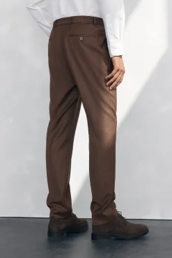Pedro del Hierro Pantalón chino pinzas regular fit Marr&oacute;n Best
