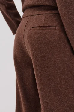 Cortefiel Pantalón comfort Marr&oacute;n oscuro Best