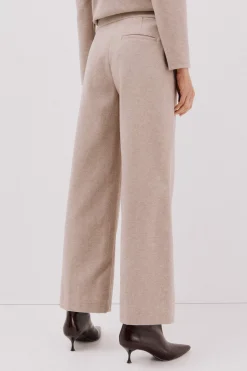Cortefiel Pantalón comfort Beige Hot