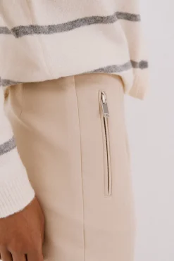 Cortefiel Pantalón cremalleras Beige Hot