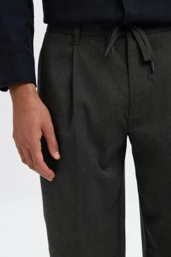 Selected Pantalón informal con pinza Gris oscuro Discount
