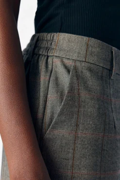 Object Pantalón pernera ancha Marr&oacute;n