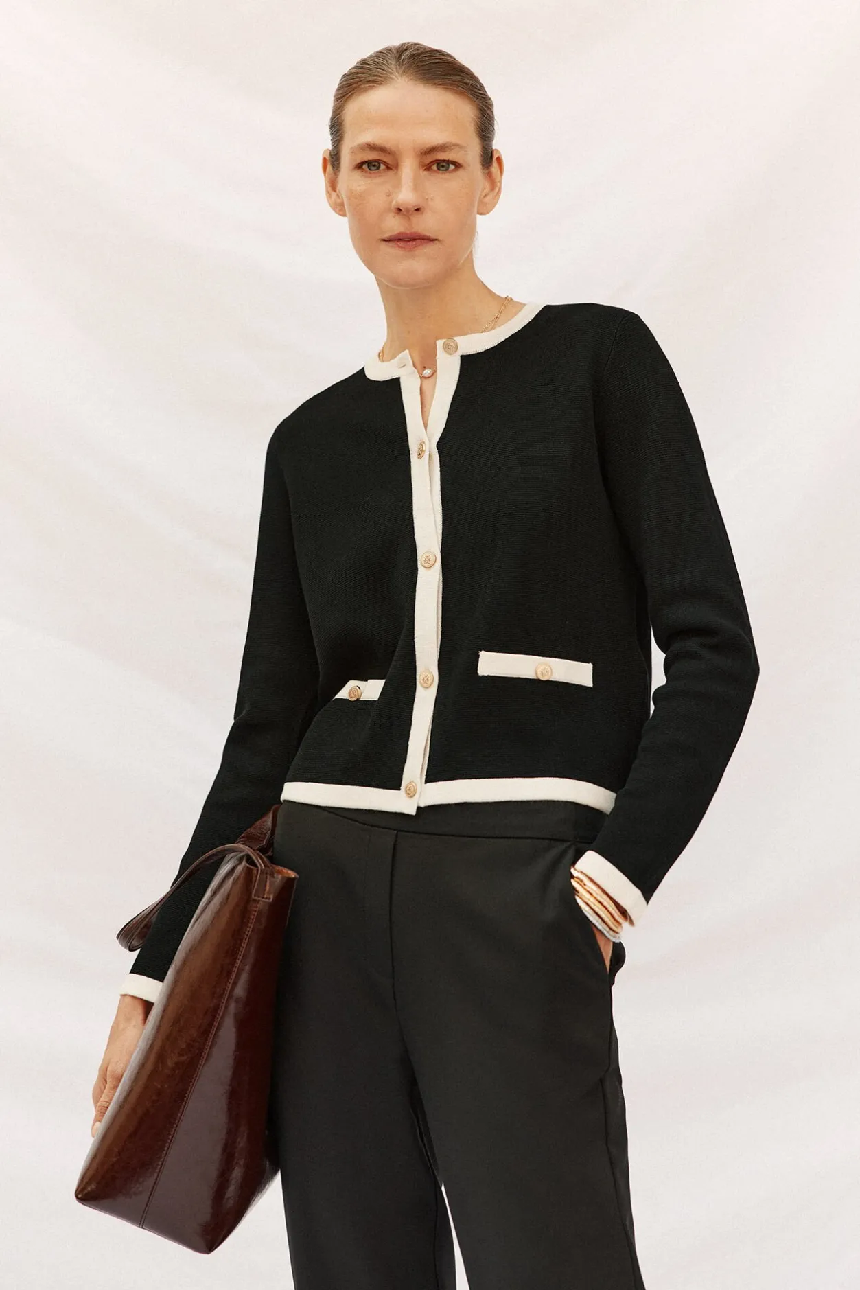 Cortefiel Pantalón recto con goma en la espalda Negro