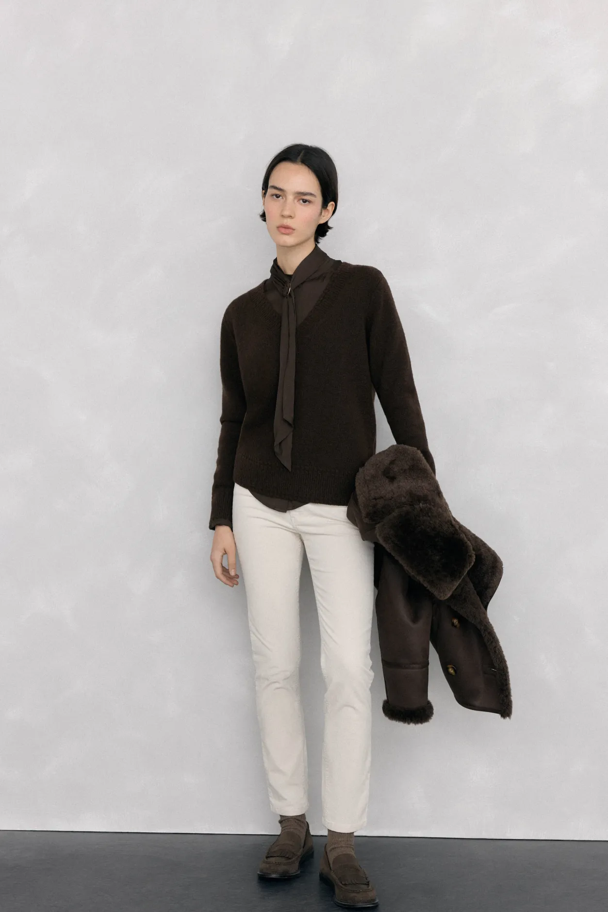 Pedro del Hierro Pantalones pana push up Crudo Sale