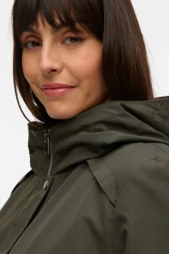 Vero Moda Curve Parka corta con capucha talla grande Verde New