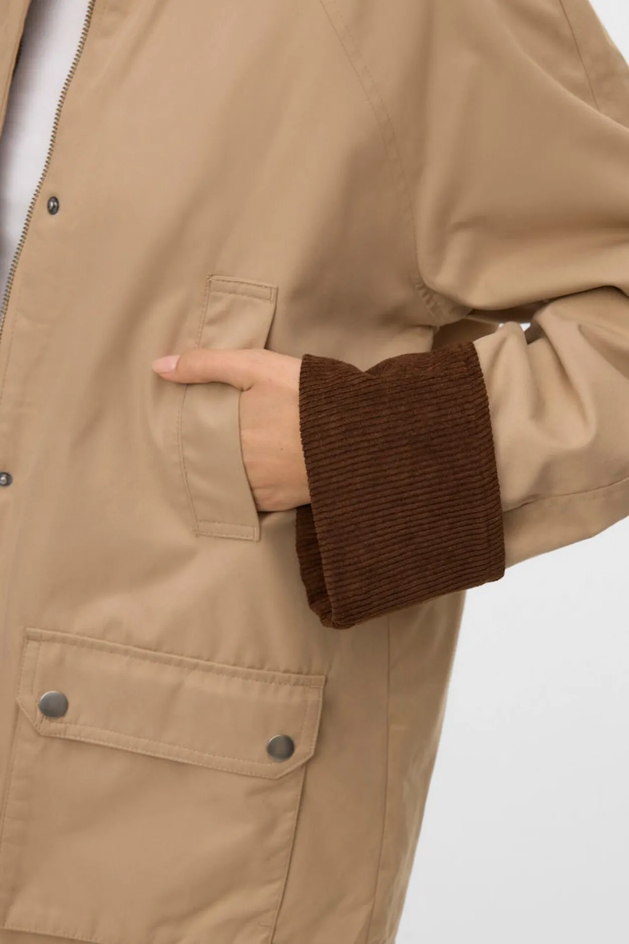 Vero Moda Parka encerada multibolsillos Marrón Clearance