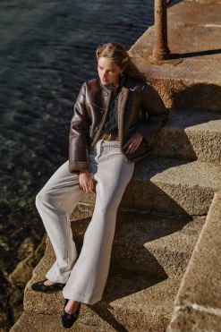 Hoss Intropia Payton. Pantalón de pana Marfil Clearance