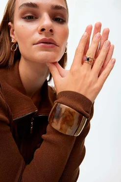 Lola Casademunt Pendientes logo Dorado Online